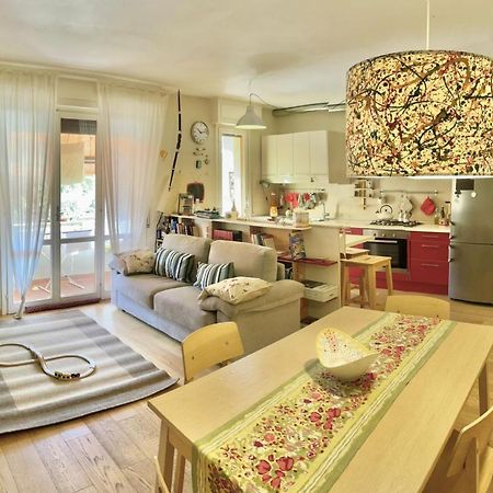 A Casa Di Rocco With Air Condition, Wifi And Private Parking Lucca Exterior foto