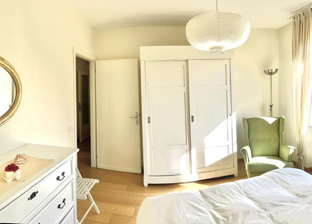 A Casa Di Rocco With Air Condition, Wifi And Private Parking Lucca Exterior foto
